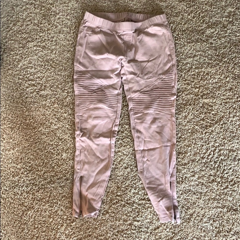 Pink jeggings